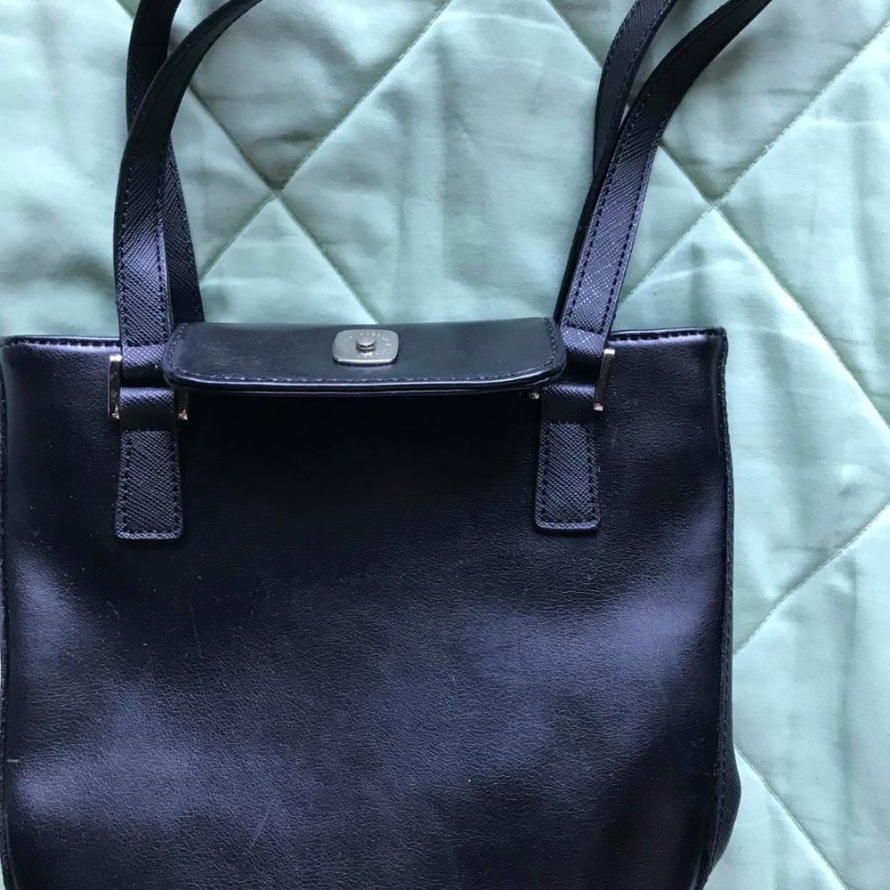 Black polyvinyle Villager purse